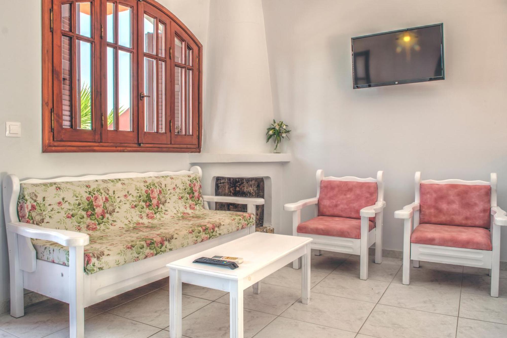 The Palm Garden - Idyllic Pool Apartments In A Green Oasis エルモネス 部屋 写真